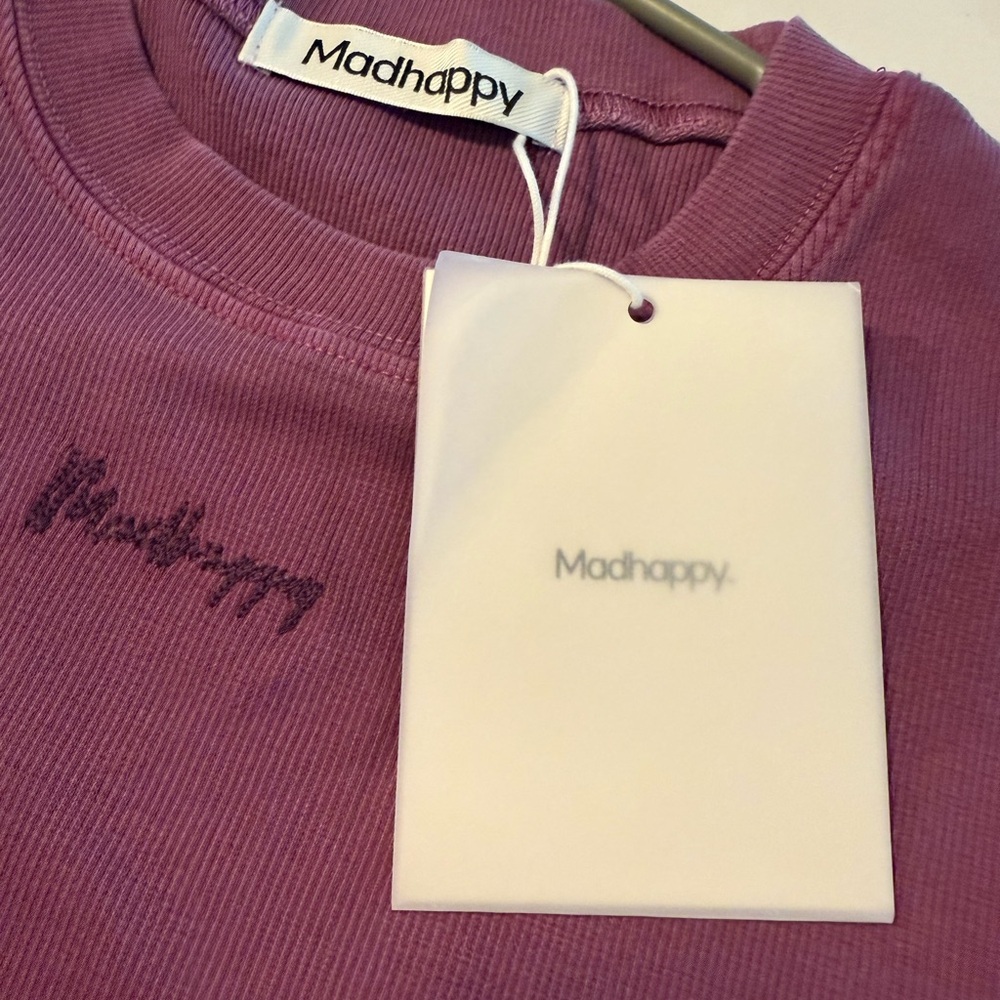 Madhappy Majenta Size Xl short sleeve